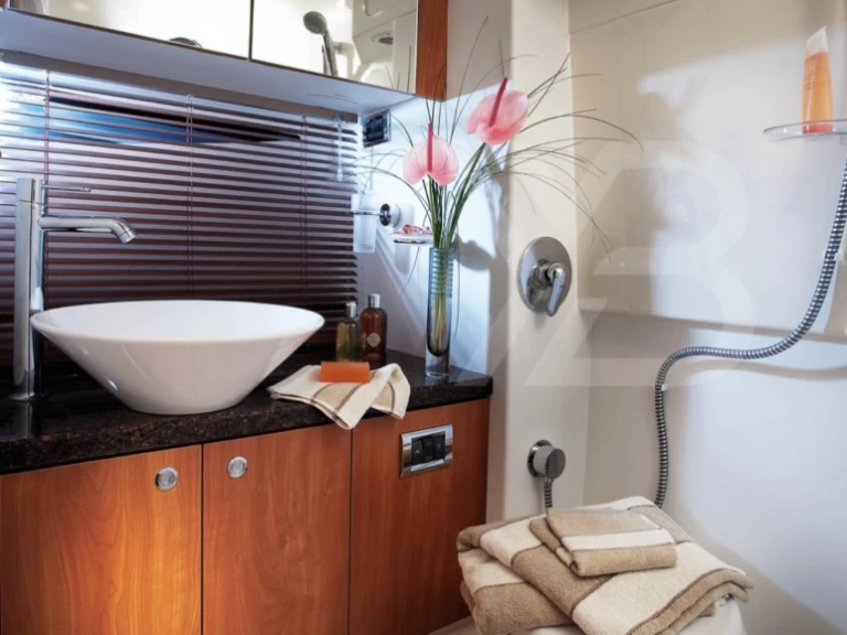 Boot mieten Cannes günstig Superhawk 43