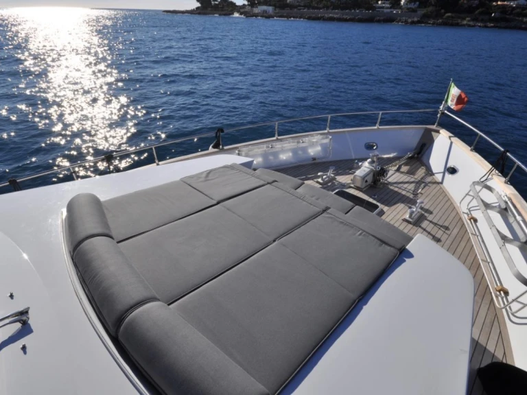 Ein Cantieri Di Pisa Akir 22 S mieten in Monaco-Ville