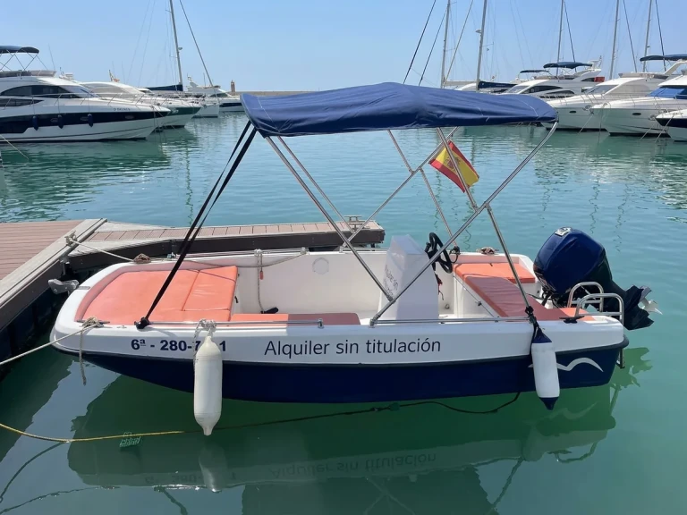 YachtCharter in Club Nàutic Cambrils - Bond Yachts 13 auf SamBoat