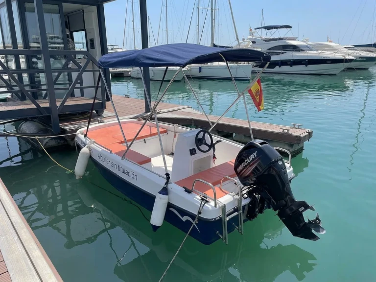 Ein Bond Yachts 13 mieten in Club Nàutic Cambrils