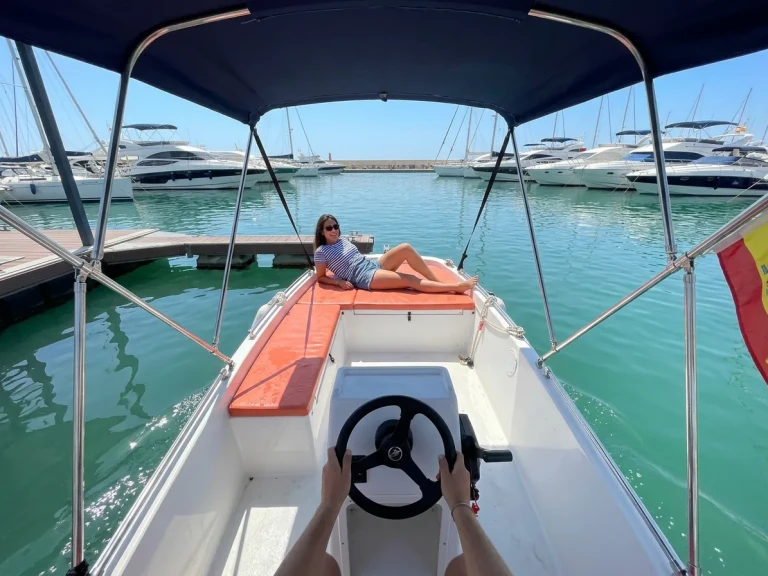 Motorboot mieten in Club Nàutic Cambrils - Bond Yachts 13