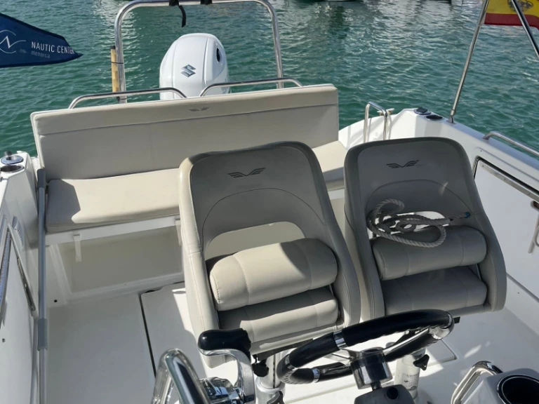 Boot mieten Marina deportiva de Menorca günstig Flyer 7 SUNdeck