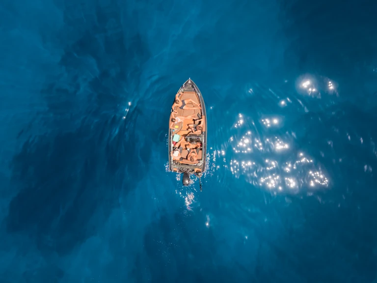 YachtCharter in Mílos - Isatek Cobra 495 auf SamBoat