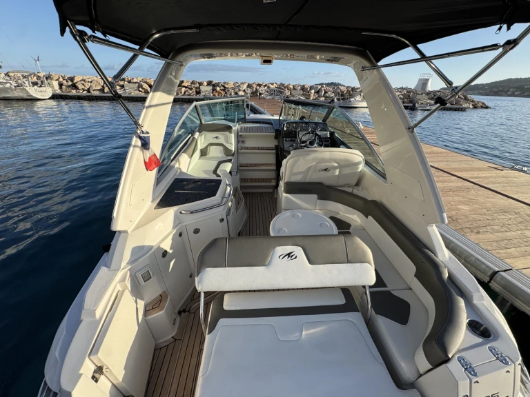 Vermietung Motorboot Monterey mit Führerschein