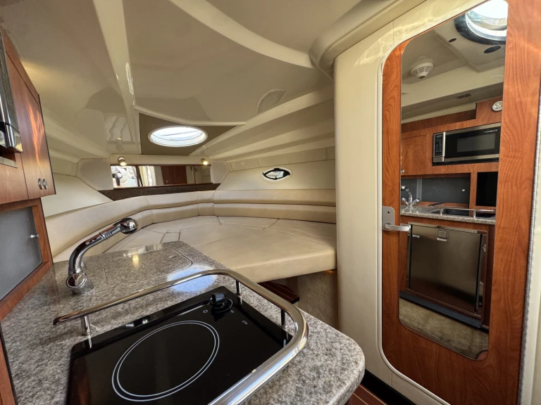 Boot mieten Nizza günstig 295 sportcruiser