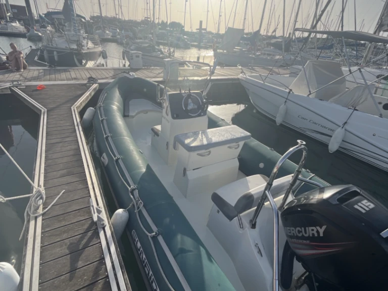 Schlauchboot mit oder ohne Skipper Bombard mieten in La Rochelle
