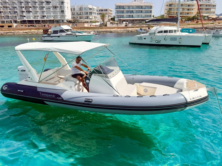 Schlauchboot mit oder ohne Skipper Capelli mieten in Sant Antoni de Portmany
