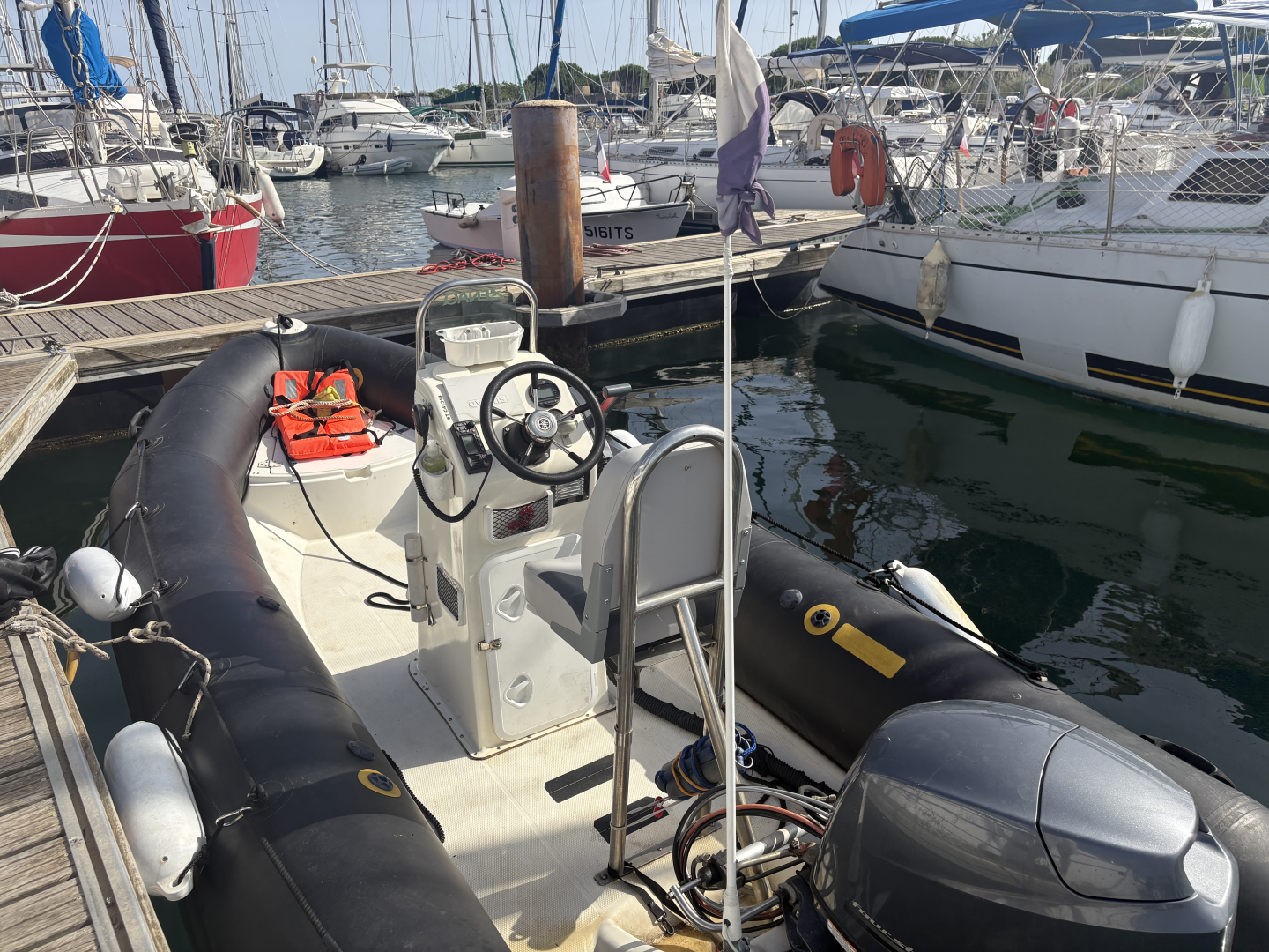Bootsverleih Zodiac Pro 500 Le Cap d'Agde Samboat