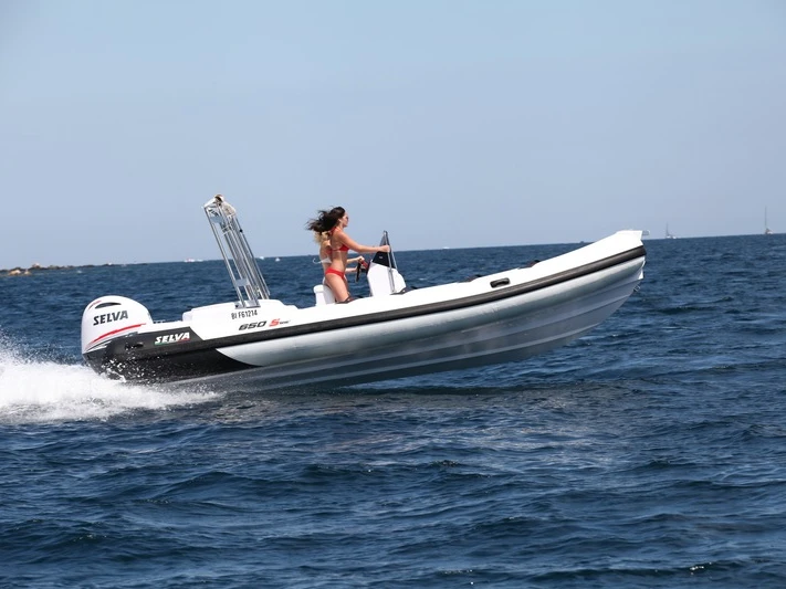 Motorboot mieten in Sainte-Maxime zum besten Preis
