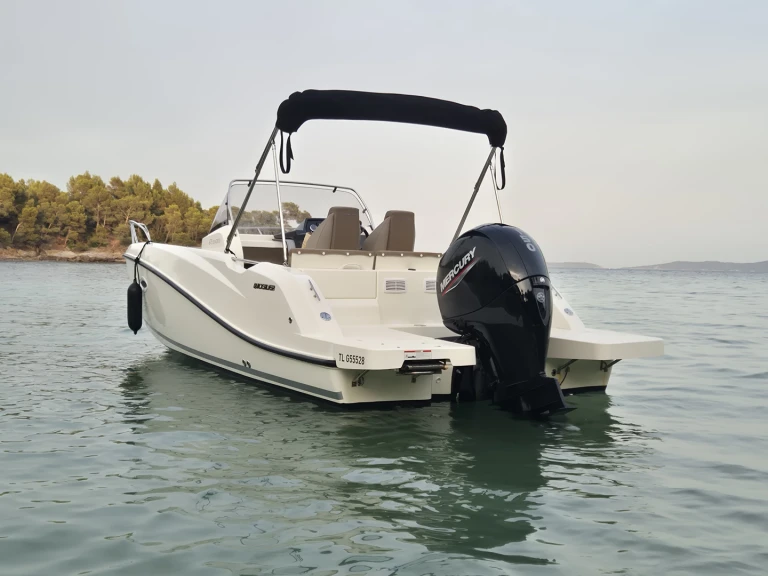 Bootsverleih Quicksilver Activ 675 Sundeck Sport La Londe-les-Maures Samboat