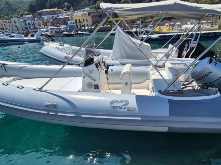 Schlauchboot mit oder ohne Skipper op marine mieten in Sorrent