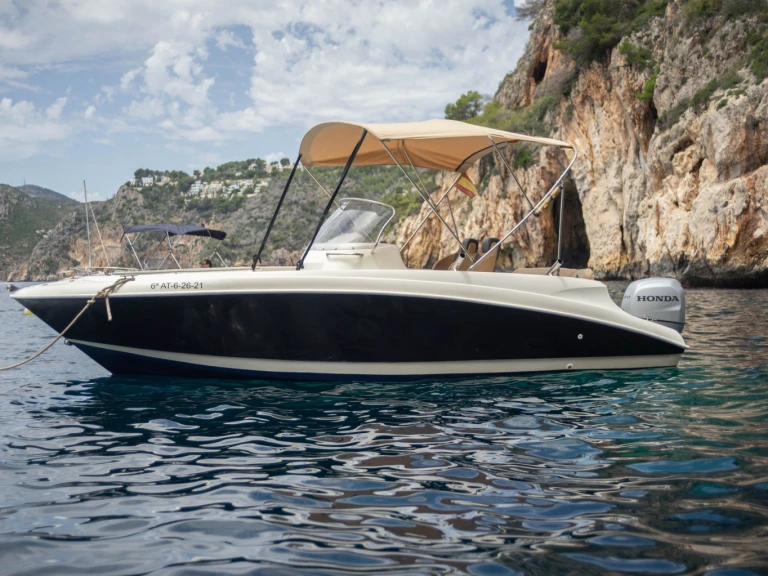 Ein AQUA 620 mieten in Oliva
