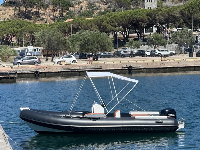 Schlauchboot mieten in Arbatax zum besten Preis