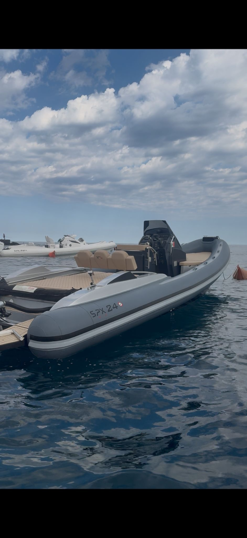 Schlauchboot mit oder ohne Skipper Spx mieten in Catania
