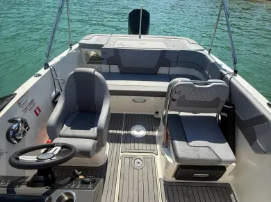 Boot mieten Brison-Saint-Innocent günstig VR5 OE