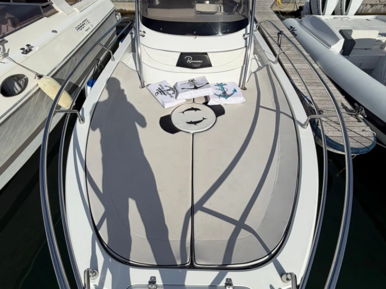 YachtCharter in Castellammare di Stabia - Ranieri Shadow 28 auf SamBoat