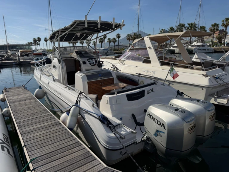 Motorboot mieten in Castellammare di Stabia - Ranieri Shadow 28
