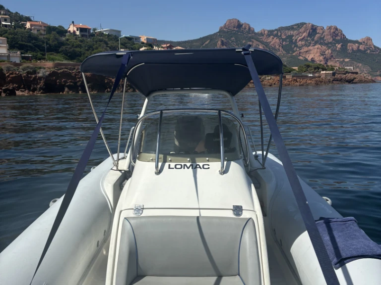 Vermietung Schlauchboot Lomac mit Führerschein