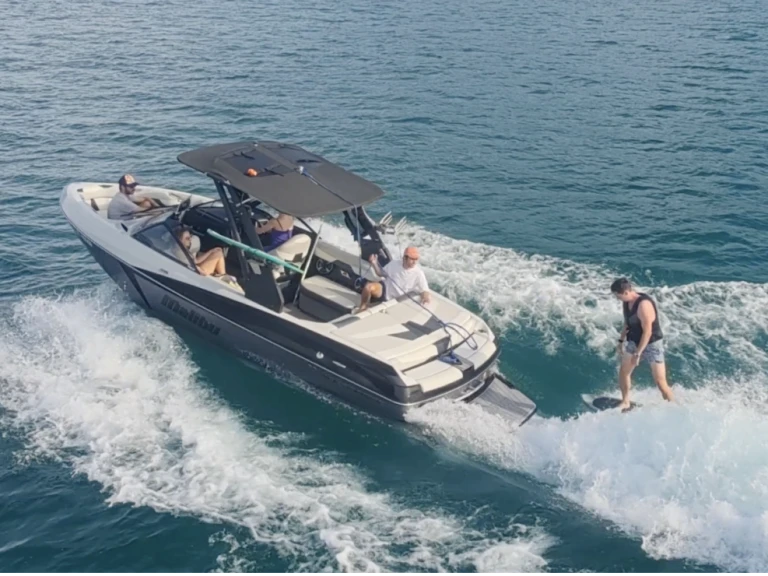 Bootsverleih Malibu WakeSetter 22 VLX Ouchy Samboat