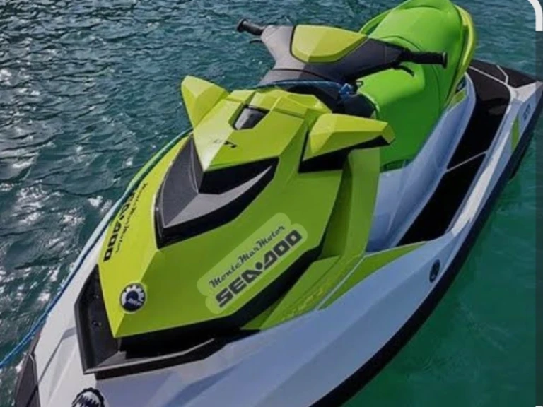 Ein Sea-Doo GTI mieten in Canet-en-Roussillon