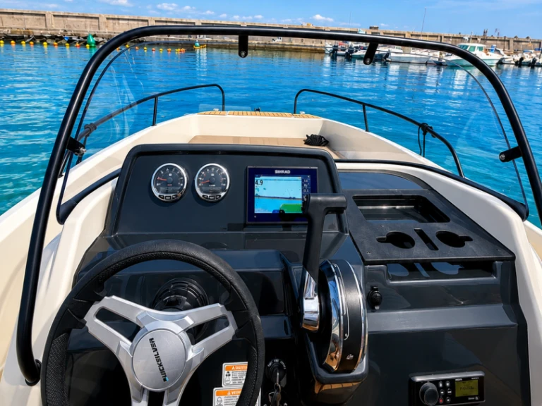 Motorboot mieten in Benalmádena - Quicksilver Activ 605 Open