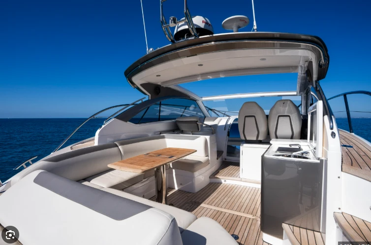 Bootsverleih Princess Princess V40 Port de Sitges Aiguadolç Samboat