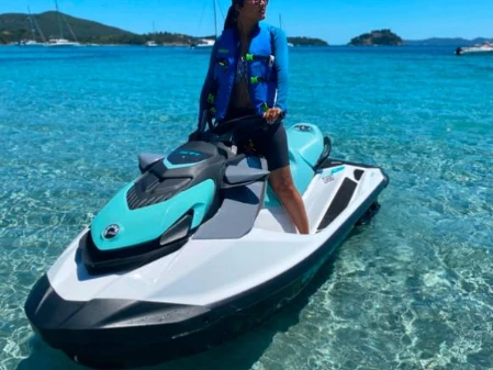 Jetski mieten in Bormes-les-Mimosas zum besten Preis