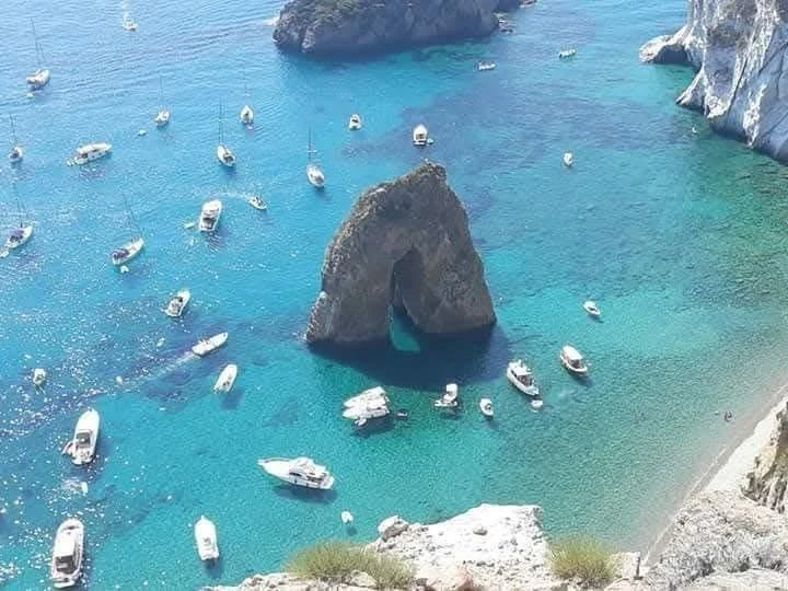 Segelboot mit oder ohne Skipper Bénéteau mieten in Ponza