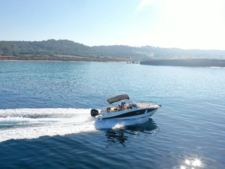 Motorboot mit oder ohne Skipper Quicksilver mieten in Mahón