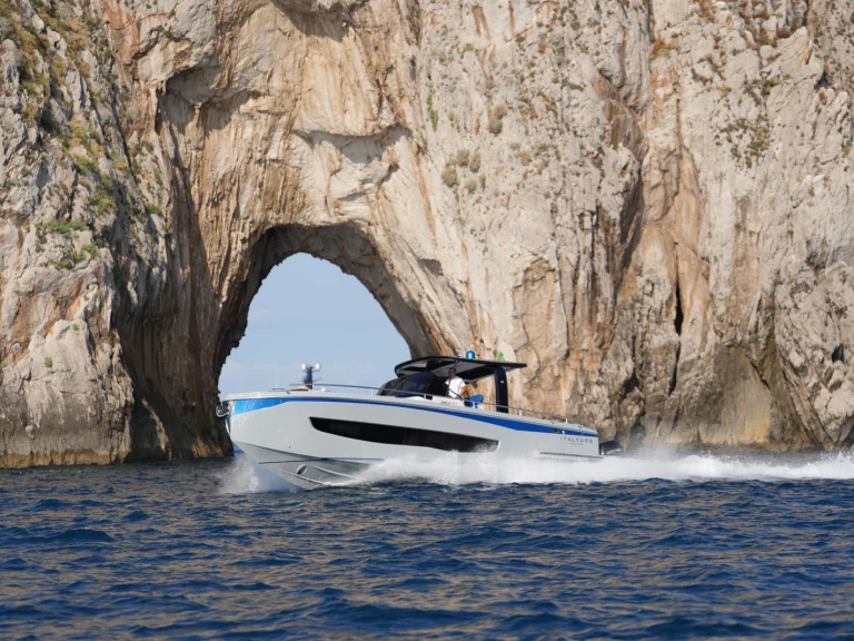 Allures Italyure 38 Sport mieten Sorrent