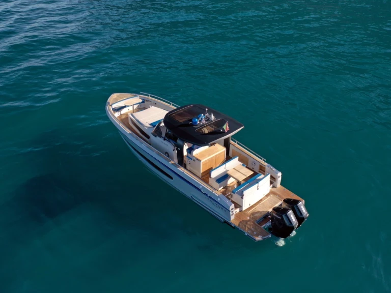 Boot mieten Sorrent günstig Italyure 38 Sport