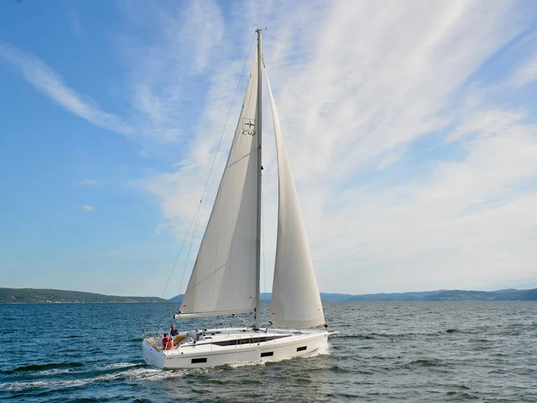 Bavaria Bavaria C42 mieten Gouviá