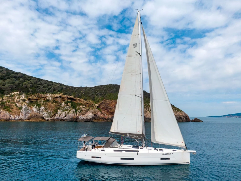 Segelboot mit oder ohne Skipper Dufour mieten in Puntone