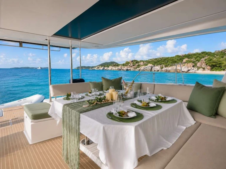 Ein Leopard SASHALON mieten in Virgin Gorda