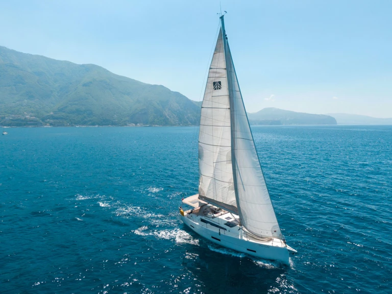 YachtCharter in Castellammare di Stabia - Dufour Dufour 430 auf SamBoat