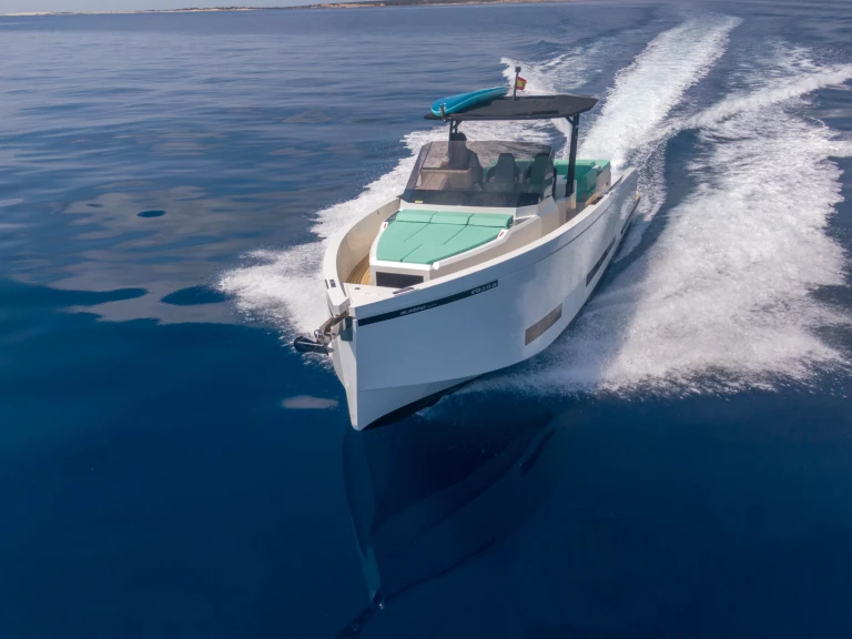 Vermietung Motorboot De Antono Yachts mit Führerschein