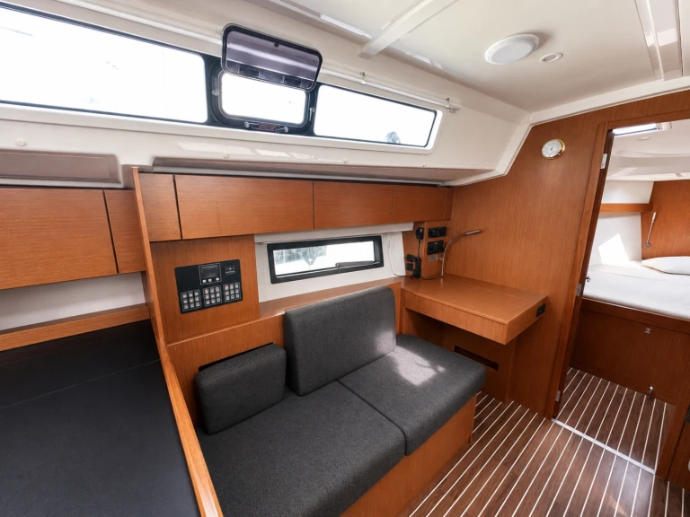 Bavaria Bavaria C42 mieten Álimos