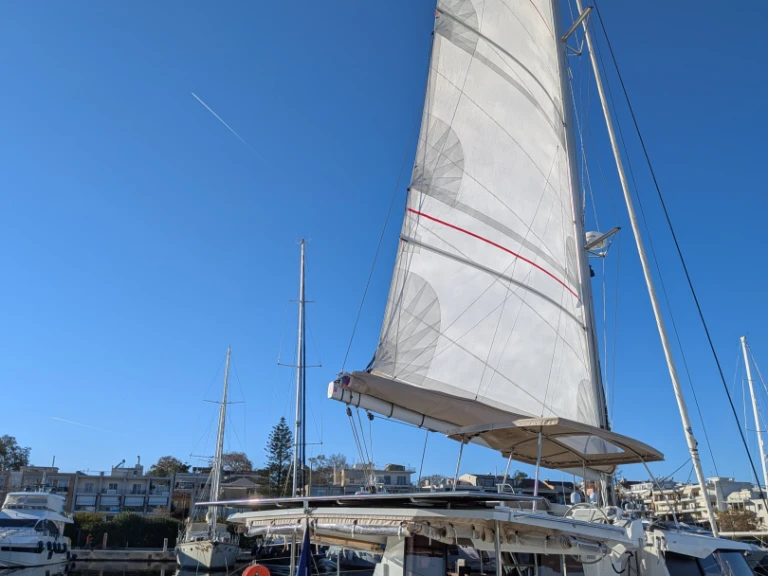 Fountaine Pajot Astrea 42 mieten Marseille
