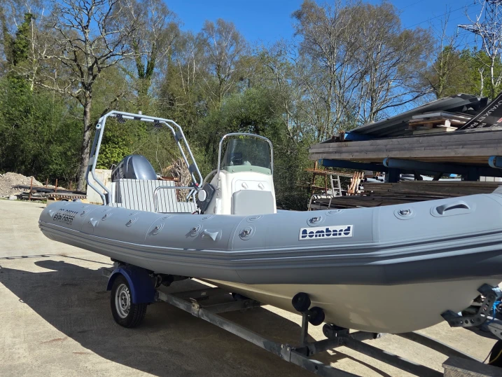 YachtCharter in Concarneau - Bombard Explorer 640 auf SamBoat
