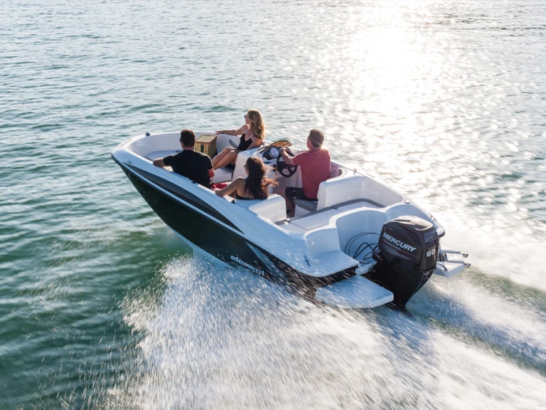 Vermietung Motorboot Bayliner mit Führerschein