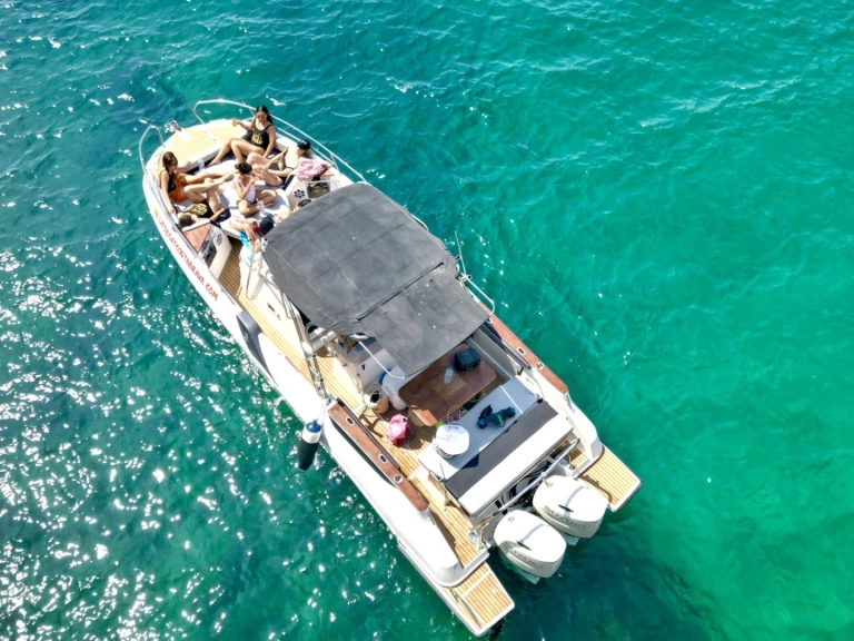 Bénéteau Flyer 8.8 SPACEdeck mieten Tossa de Mar