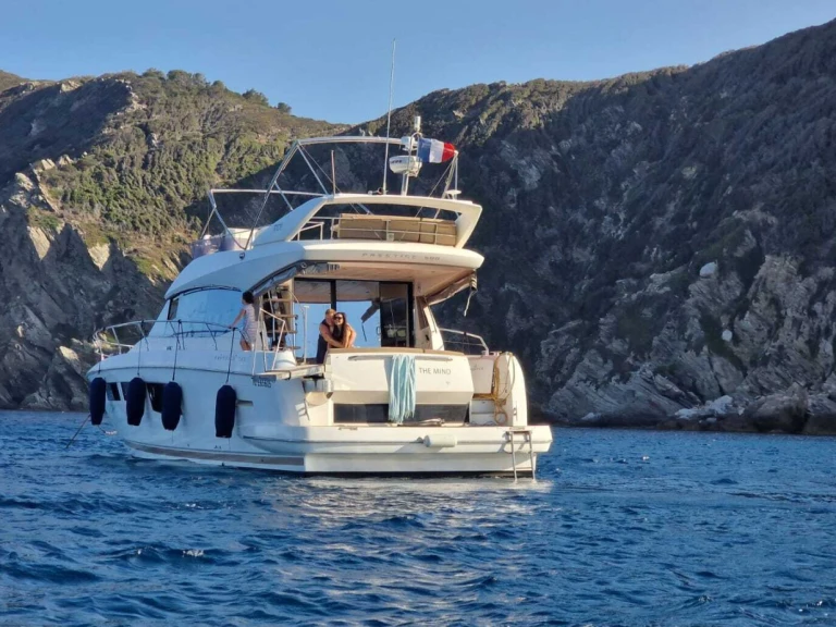Bootsverleih Prestige Yachts prestige 500 fly Golfe-Juan Samboat