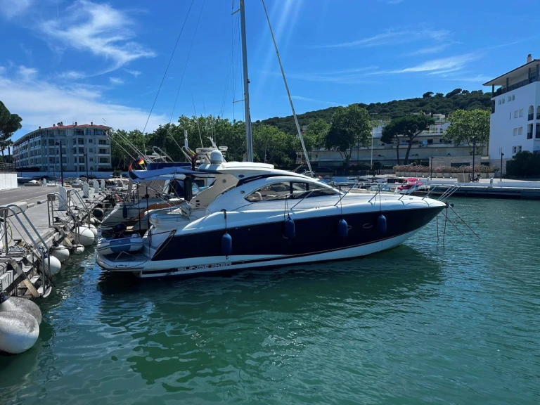 Ein Sunseeker Portofino 47 mieten in Castell-Platja d'Aro