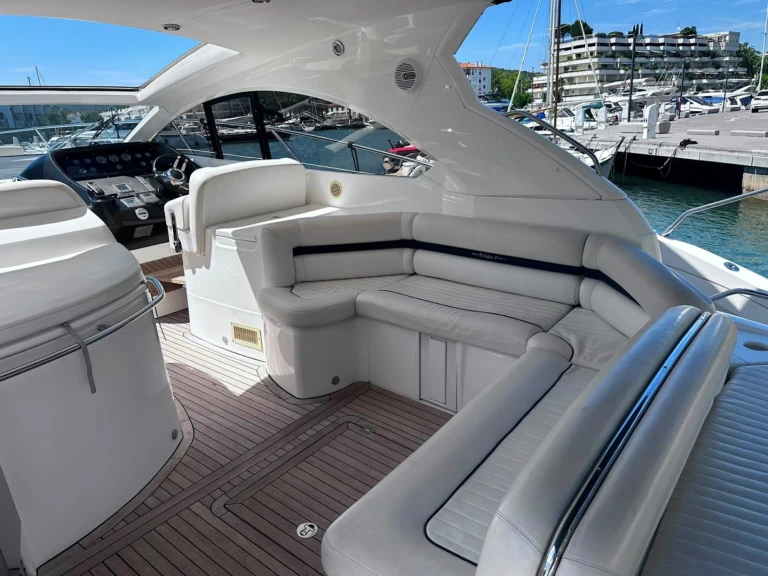 Motorboot mit oder ohne Skipper Sunseeker mieten in Castell-Platja d'Aro