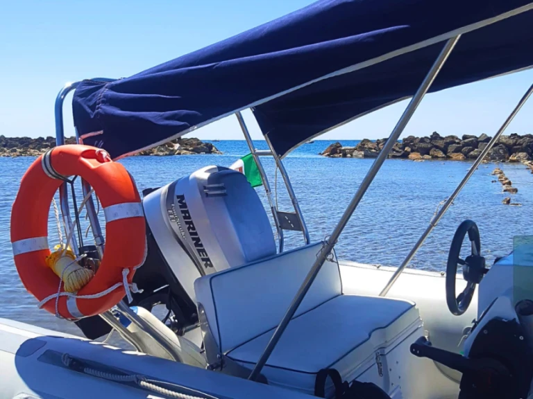 Schlauchboot mieten in Santa Marinella zum besten Preis