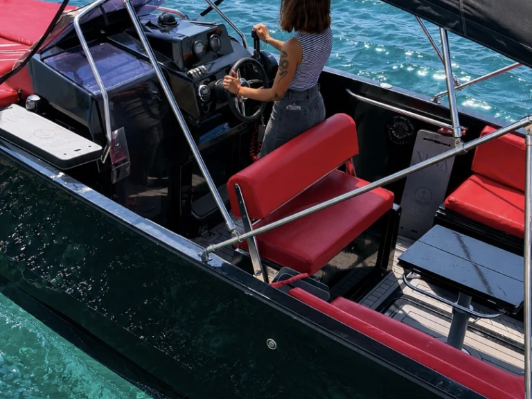Motorboot mit oder ohne Skipper Nuva Yatchs mieten in Alicante
