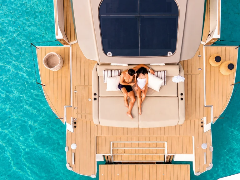 Vermietung Yacht Azimut mit Führerschein