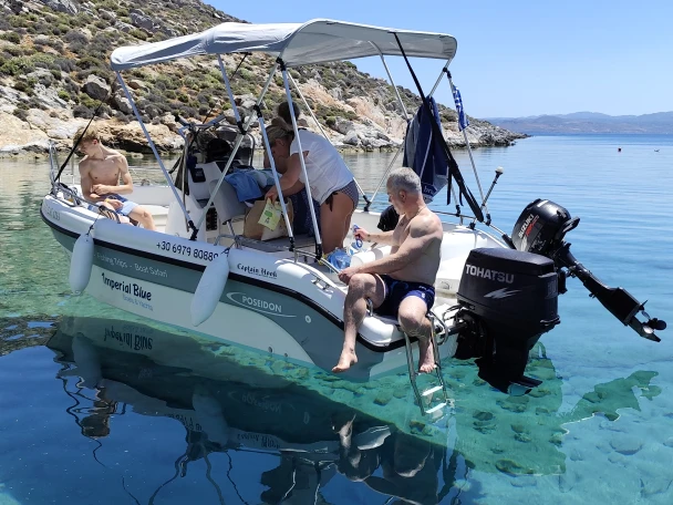 Motorboot mit oder ohne Skipper Poseidon mieten in Káto Goúves