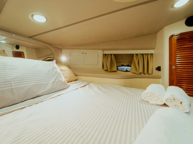 YachtCharter in Polignano a Mare - ASTINOR 36 fly auf SamBoat