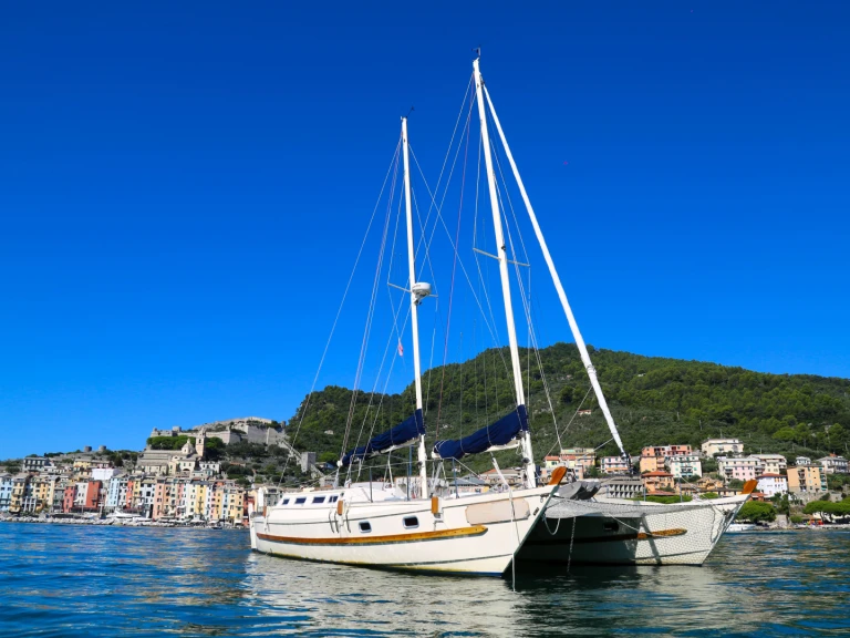 Boot mieten La Spezia günstig Tiki 38